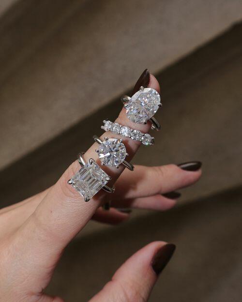 Anel de Prata Solitário Emerald Sofia Moissanite 8ct