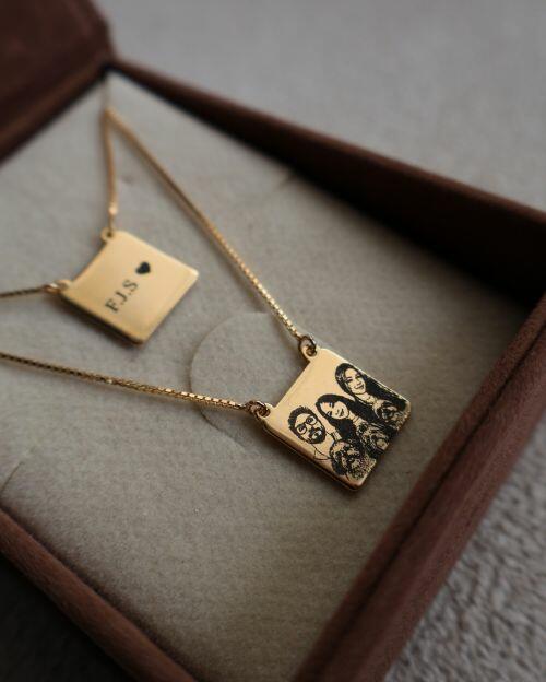 Escapulário de Prata Personalizado com 2 Fotos ou Frase