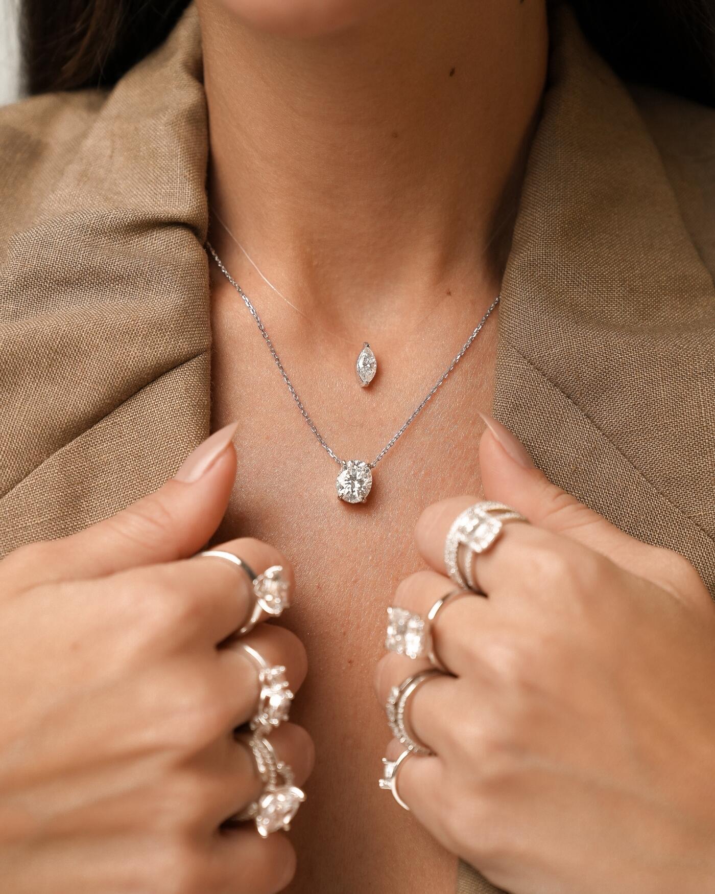 Colar de Prata Nylon Invisível Navete Moissanite 1ct
