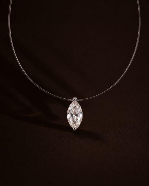 Colar de Prata Nylon Invisível Navete Moissanite 1ct
