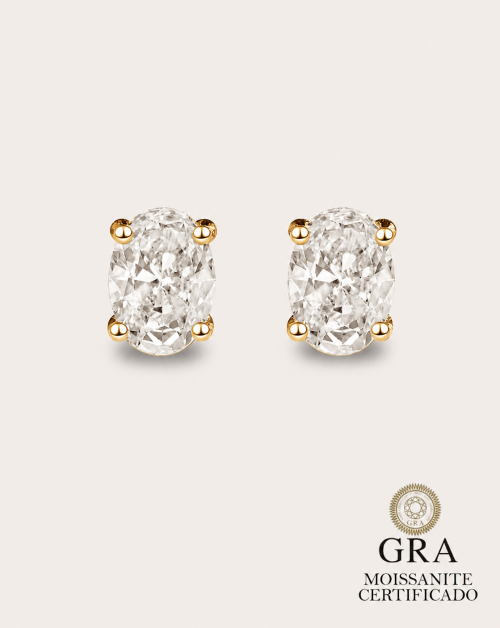 Brinco de Prata Oval Hailey Moissanite