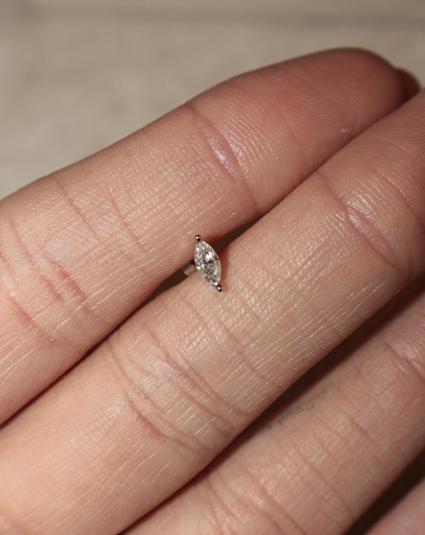 Piercing de Prata Marquise 5mm Moissanite 0.2ct