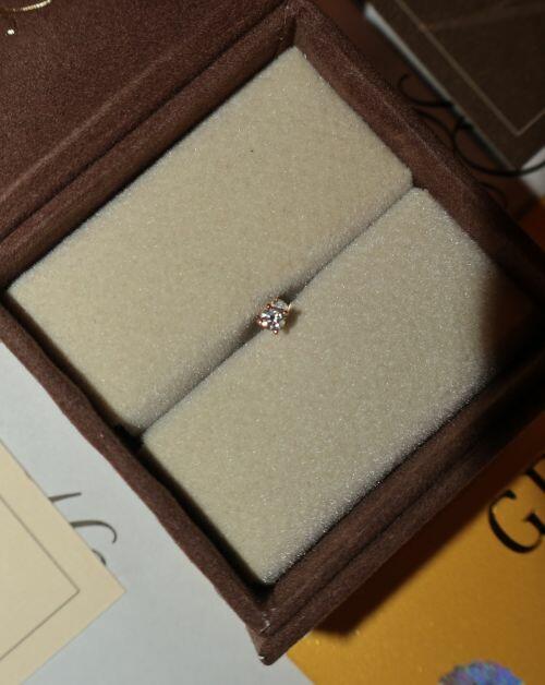 Piercing de Prata Brilhante Ponto de Luz 3mm Moissanite 0.1ct