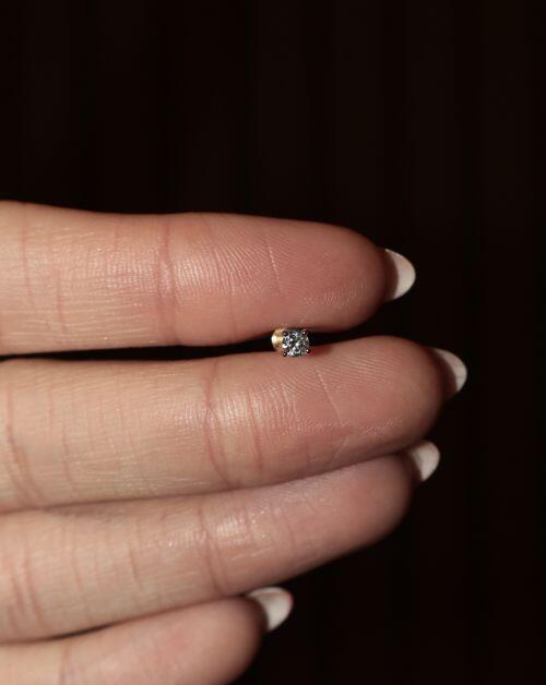 Piercing de Prata Brilhante Ponto de Luz 3mm Moissanite 0.1ct