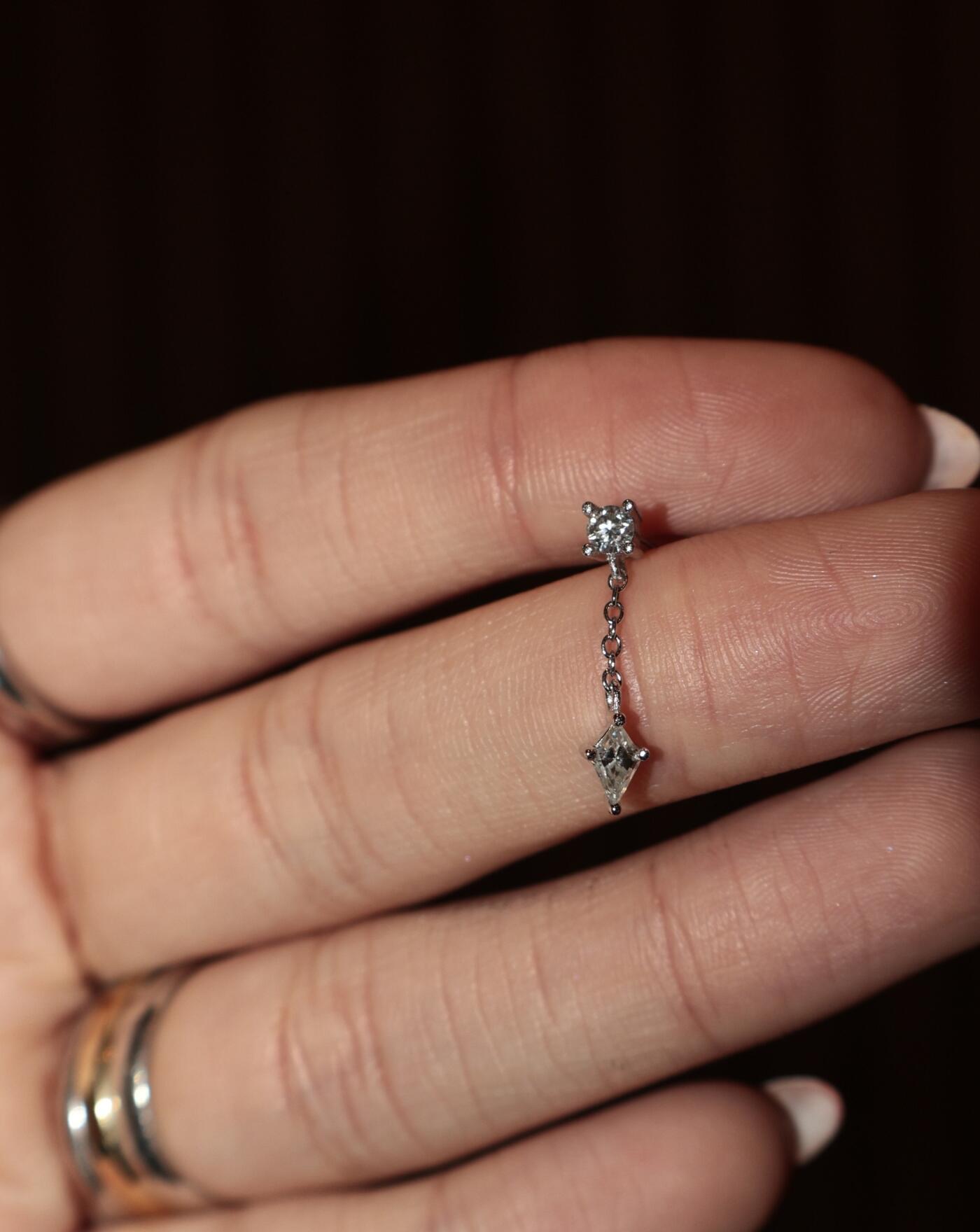 Piercing de Prata Pendente Kite Moissanite 0.3ct