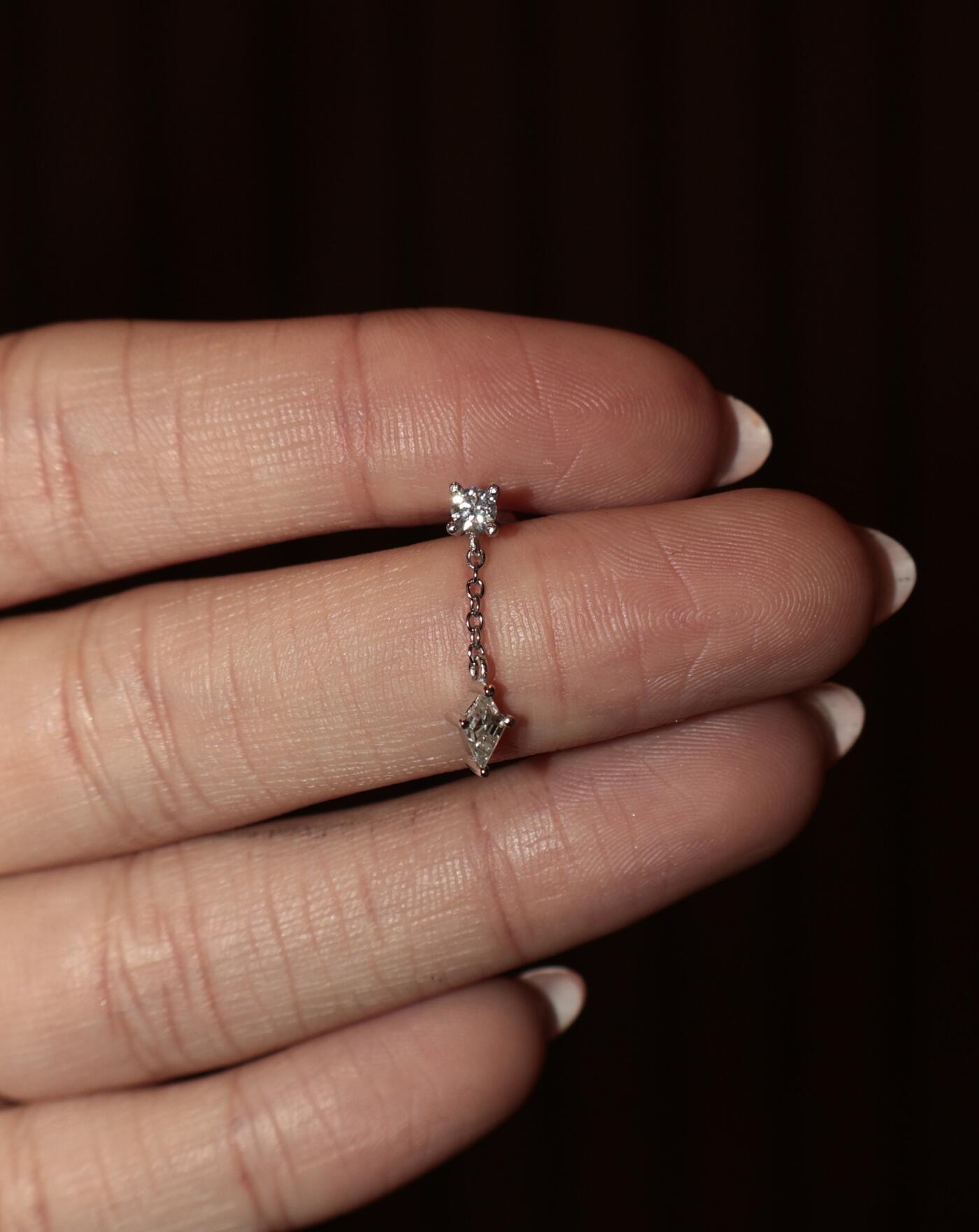 Piercing de Prata Pendente Kite Moissanite 0.3ct