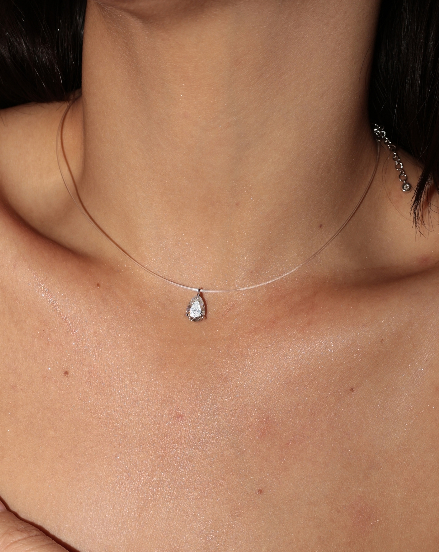 Colar de Prata Ponto de Luz Invisível Nylon Gota Moissanite