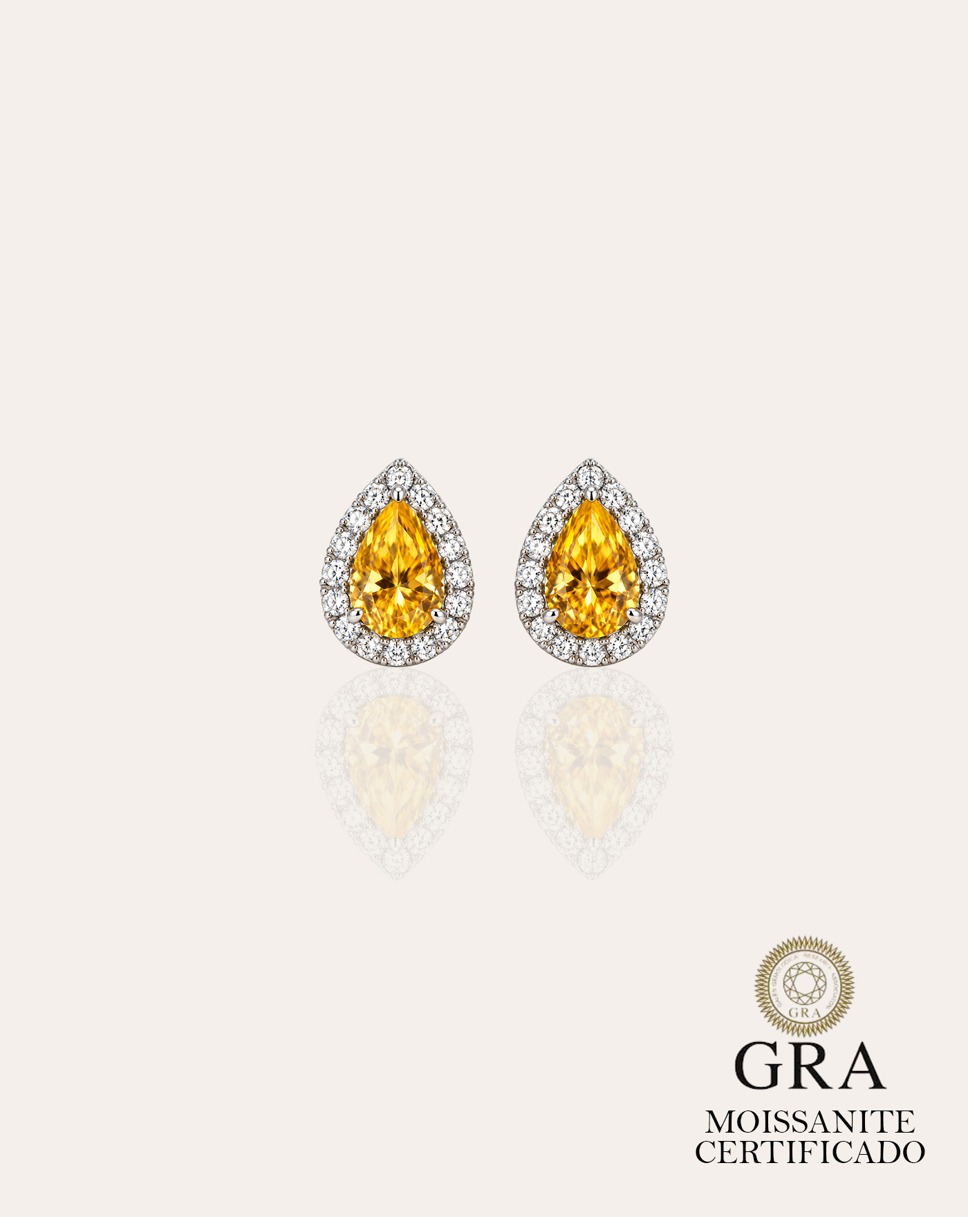 Brinco de Prata Gota com Moldura Yellow Moissanite 1.7ct