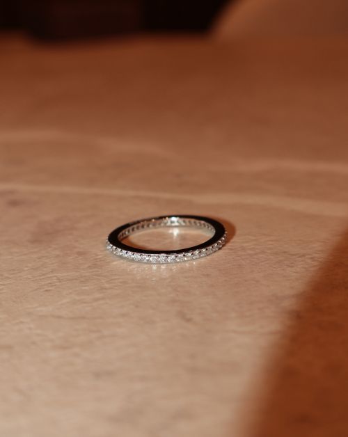 Anel de Prata Aparador Brilhante 2mm Moissanite 0.4ct