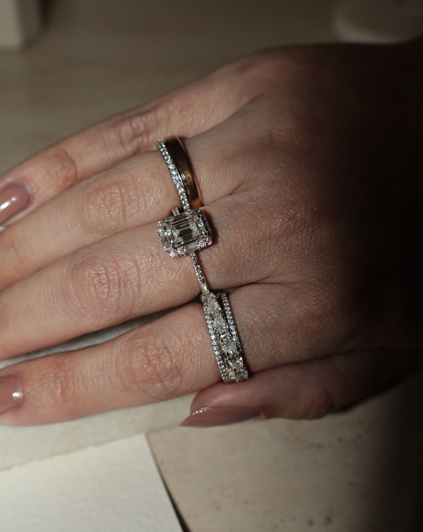 Anel de Prata Aparador Brilhante 2mm Moissanite 0.4ct