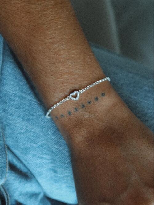 Pulseira de Prata Coração Cravejado Vazado