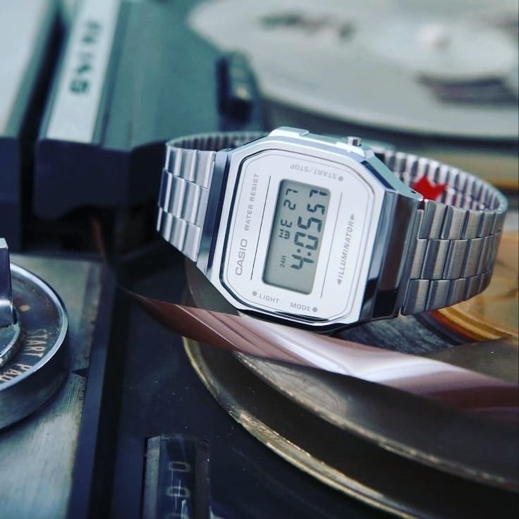 【◇◆raira◆◇様 直接引取り】人気のホワイト♪CASIO AP270 Comprar Relógio Casio Vintage Prata linha AAA a prova dagua - R$79,99