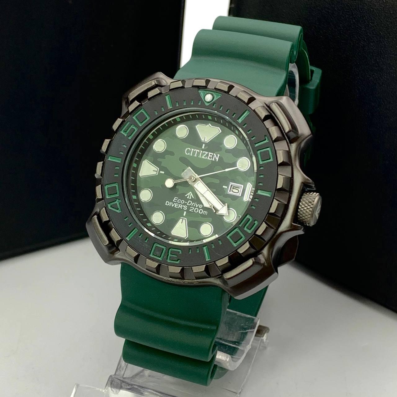 Comprar Relogio masculino Citizen Eco Drive verde militar a prova