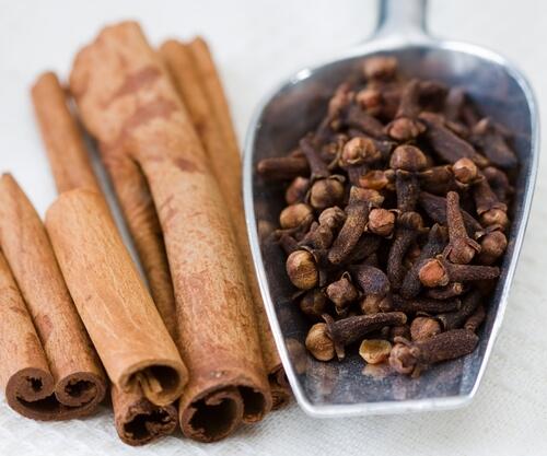 Essência de Cravo e Canela - de R$23,10 a R$178,99