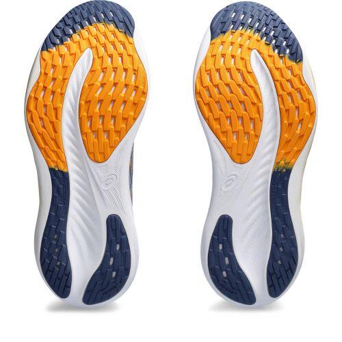 T�nis Asics Gel Nimbus 26 - Feminino - Cinza e Laranja