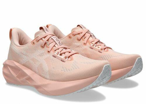 T�nis Asics Novablast 5 - Feminino - Rosa Claro
