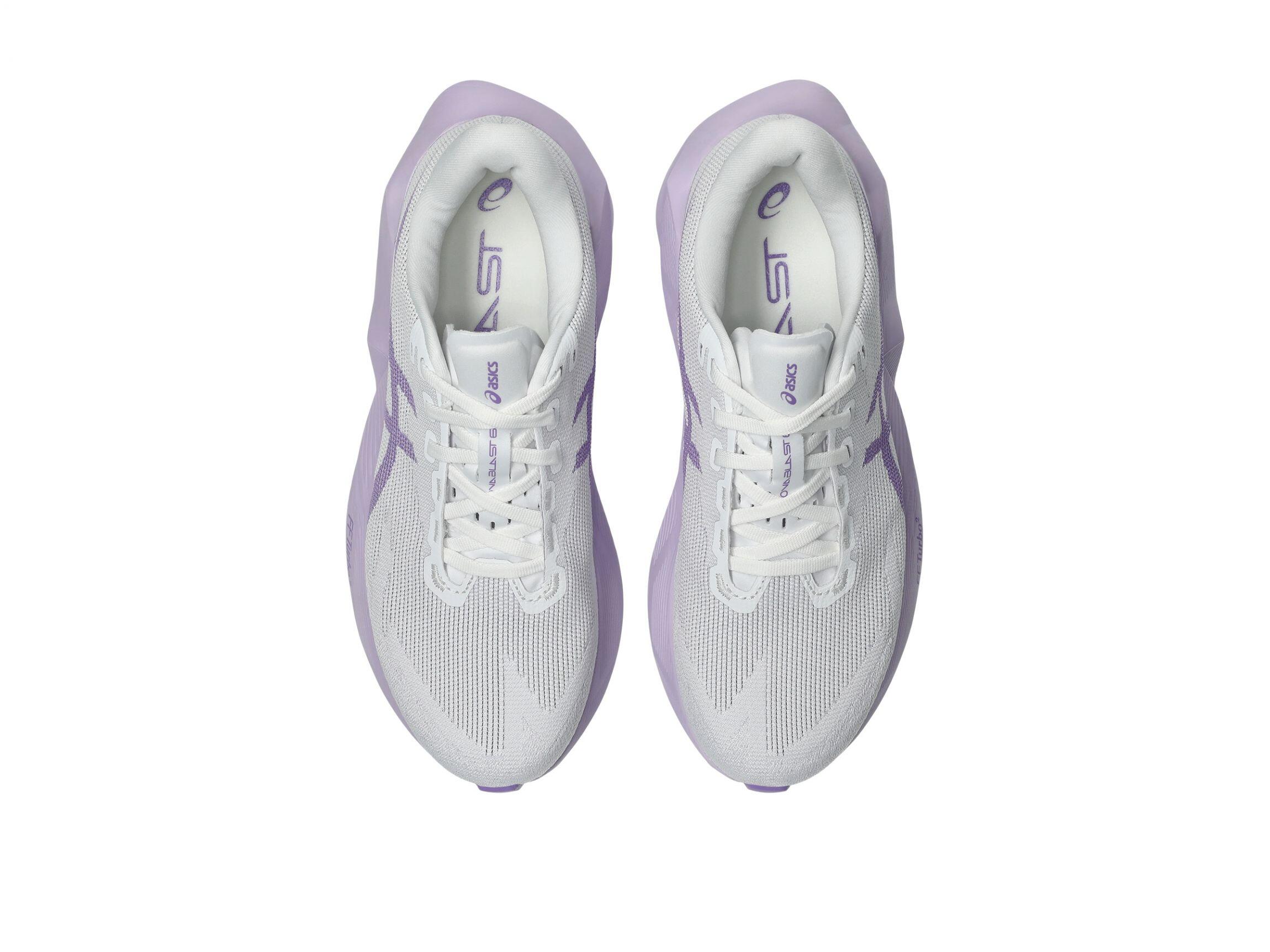T�nis ASICS Novablast 6 - Feminino - Branco/Murasaki