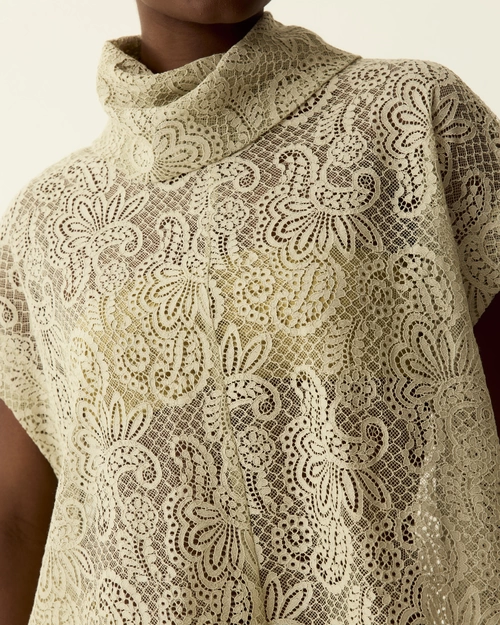 Blusa Golão Renda