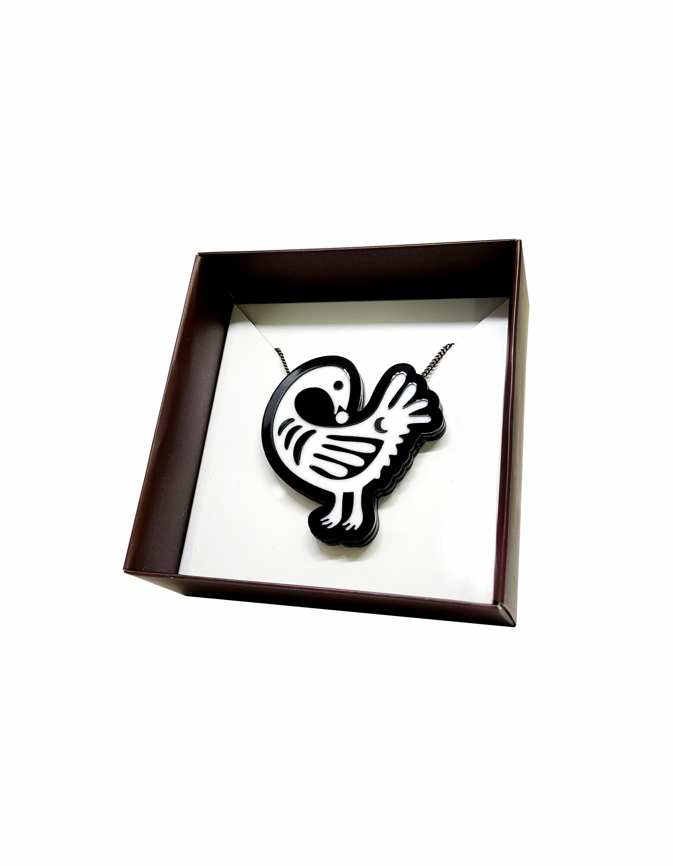 Colar Adinkra Sankofa Preto e Branco em Acr�lico l Elegante e Ic�nico