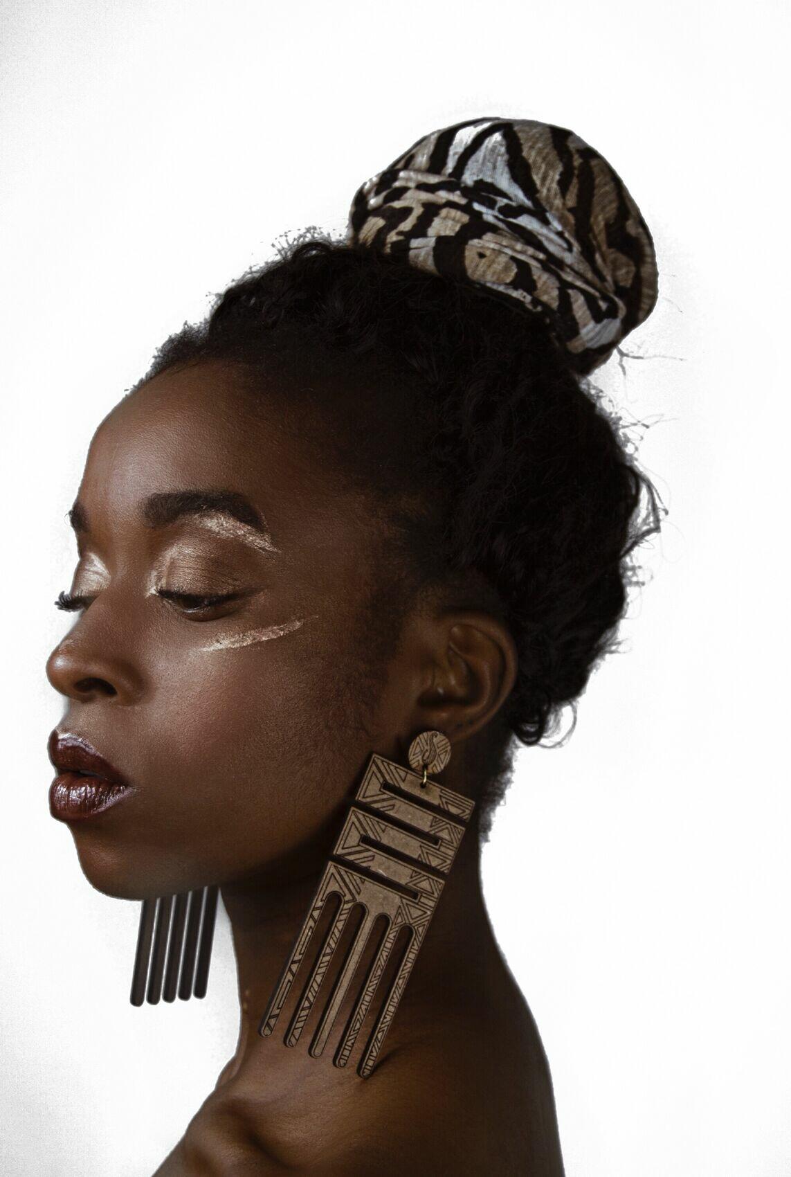 Brinco Nkyi Garfo Afro Saúda